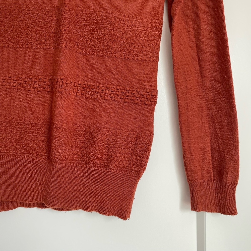 Warehouse Textured Knit Sweater - Picture 4 of 9